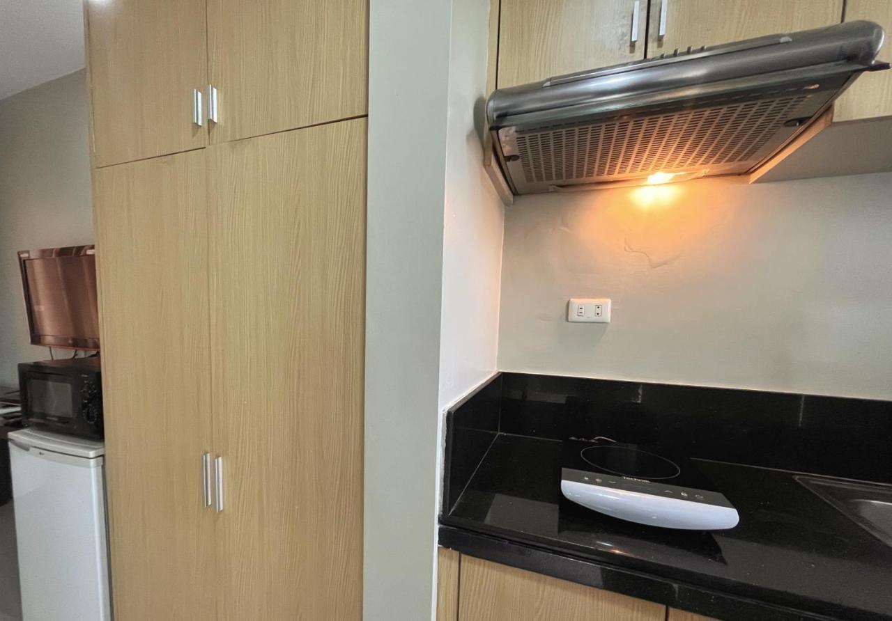 Rumi Apartelle Hotel Angeles Ngoại thất bức ảnh