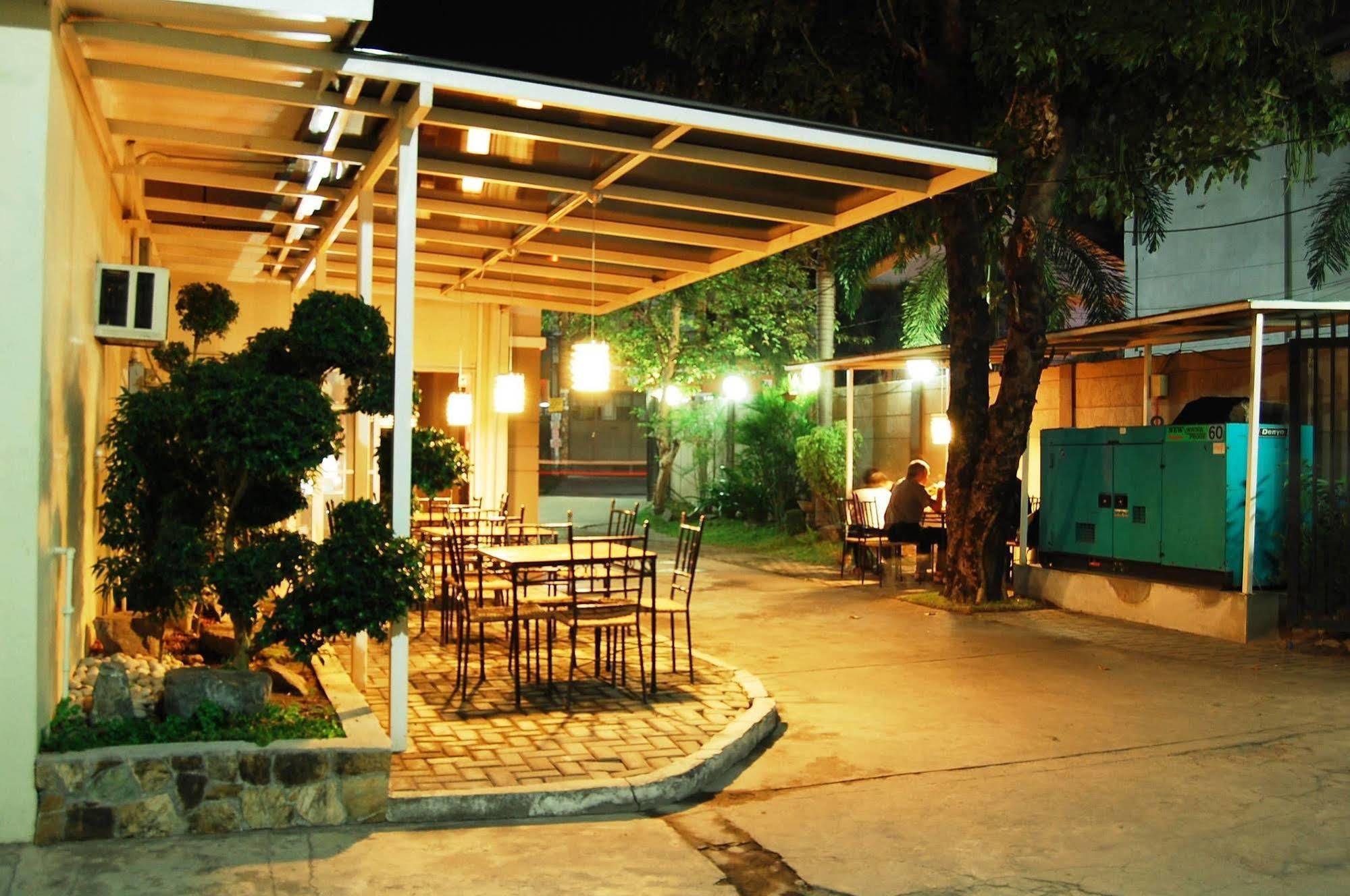 Rumi Apartelle Hotel Angeles Ngoại thất bức ảnh