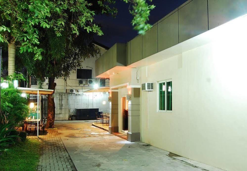 Rumi Apartelle Hotel Angeles Ngoại thất bức ảnh